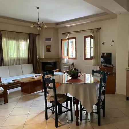 The Coziness Of Tradition At Meteora Case de vacanță Kalambaka